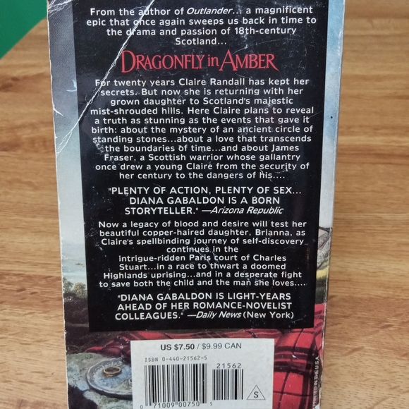 Dragonfly in Amber by Diana Gabaldon 1992 Paperback - Picture 5 of 10